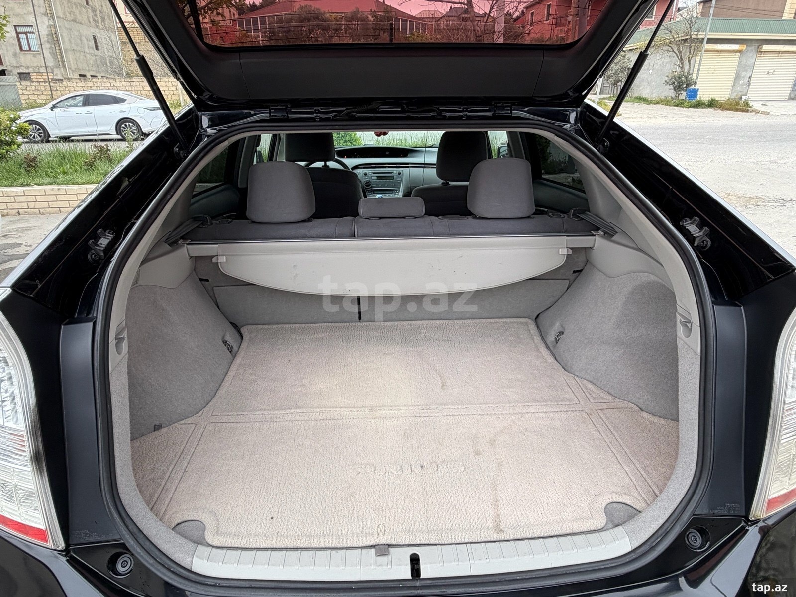 Toyota Prius, 2010 il (8)