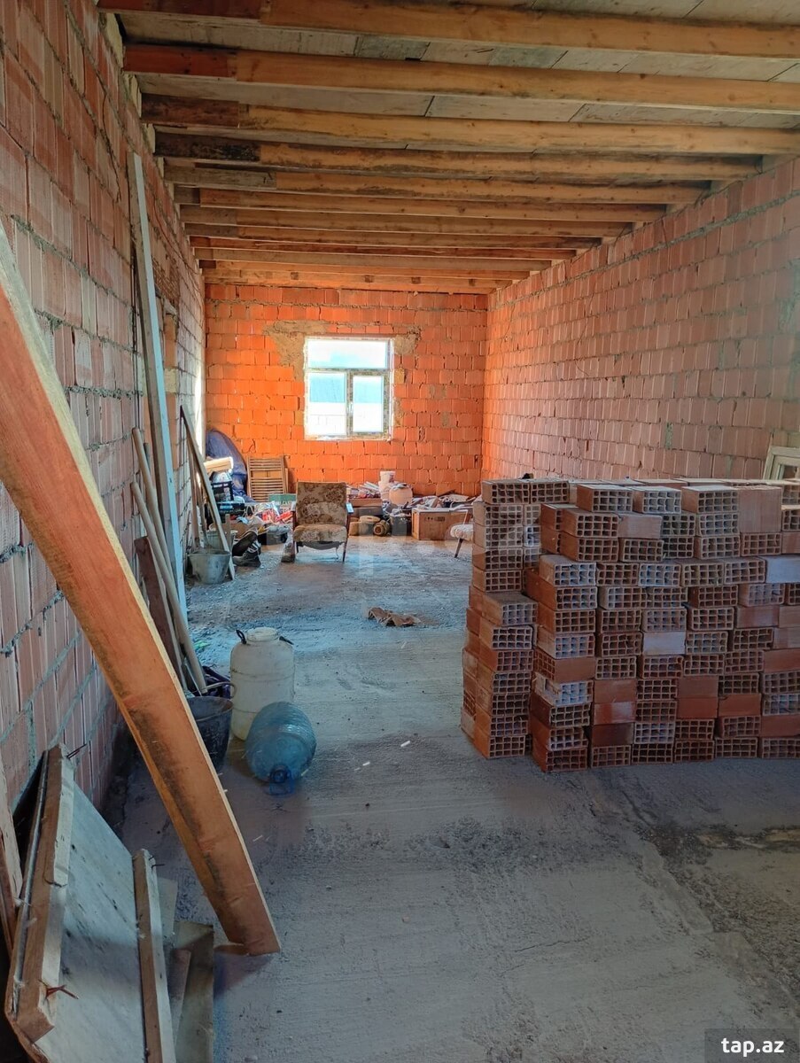 Həyət evi, Qobu Lökbatan yolu (3)
