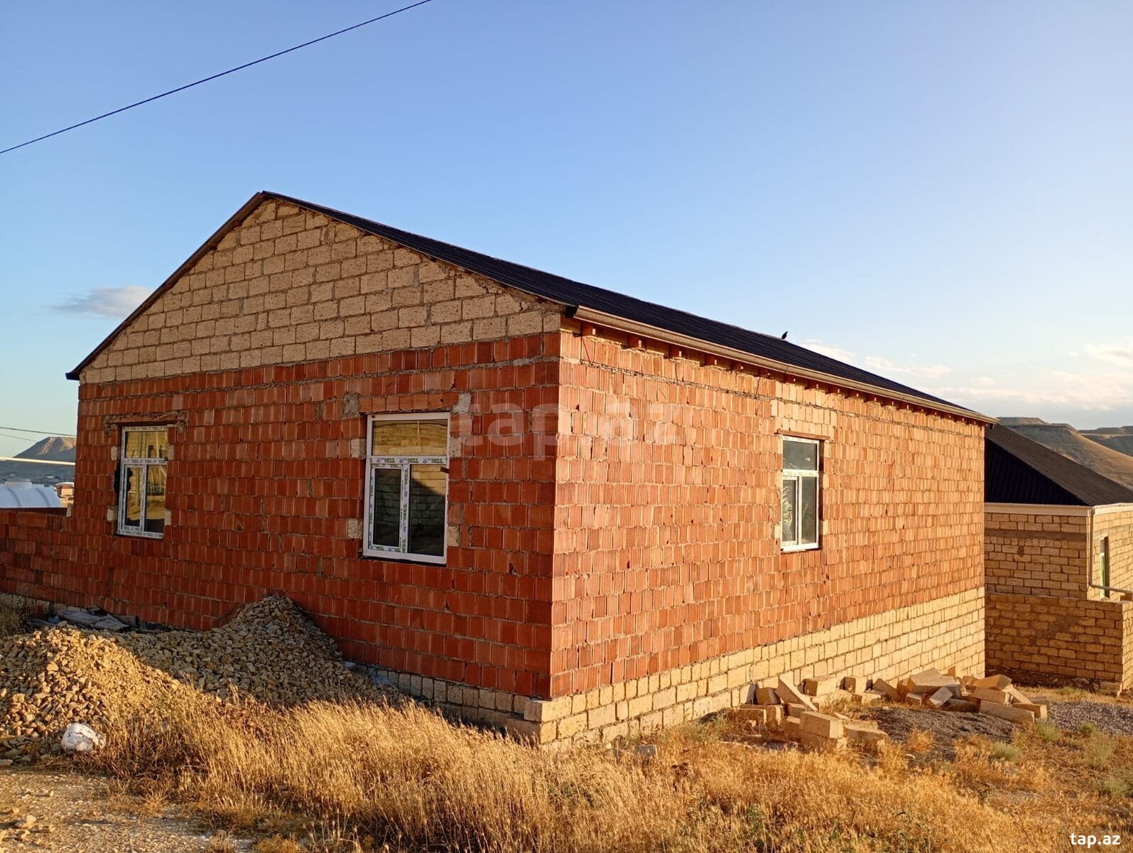 Həyət evi, Qobu Lökbatan yolu (7)