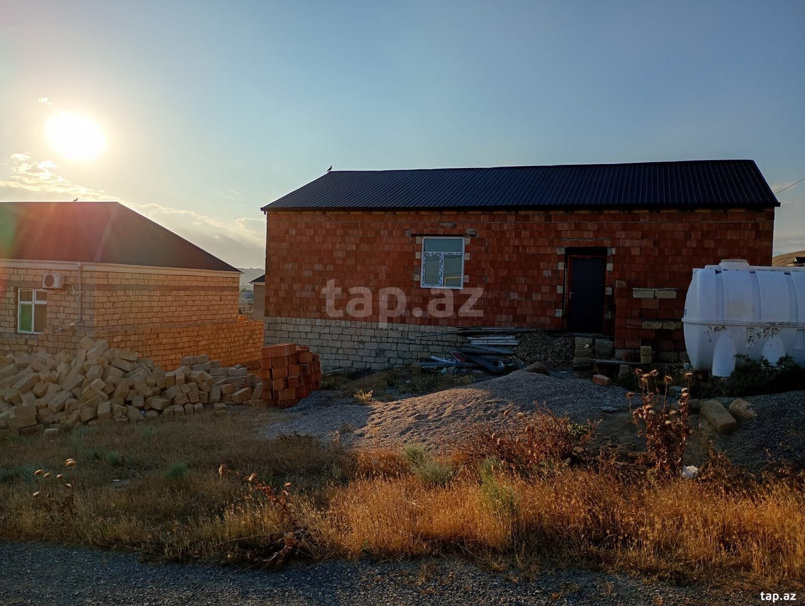 Həyət evi, Qobu Lökbatan yolu (6)