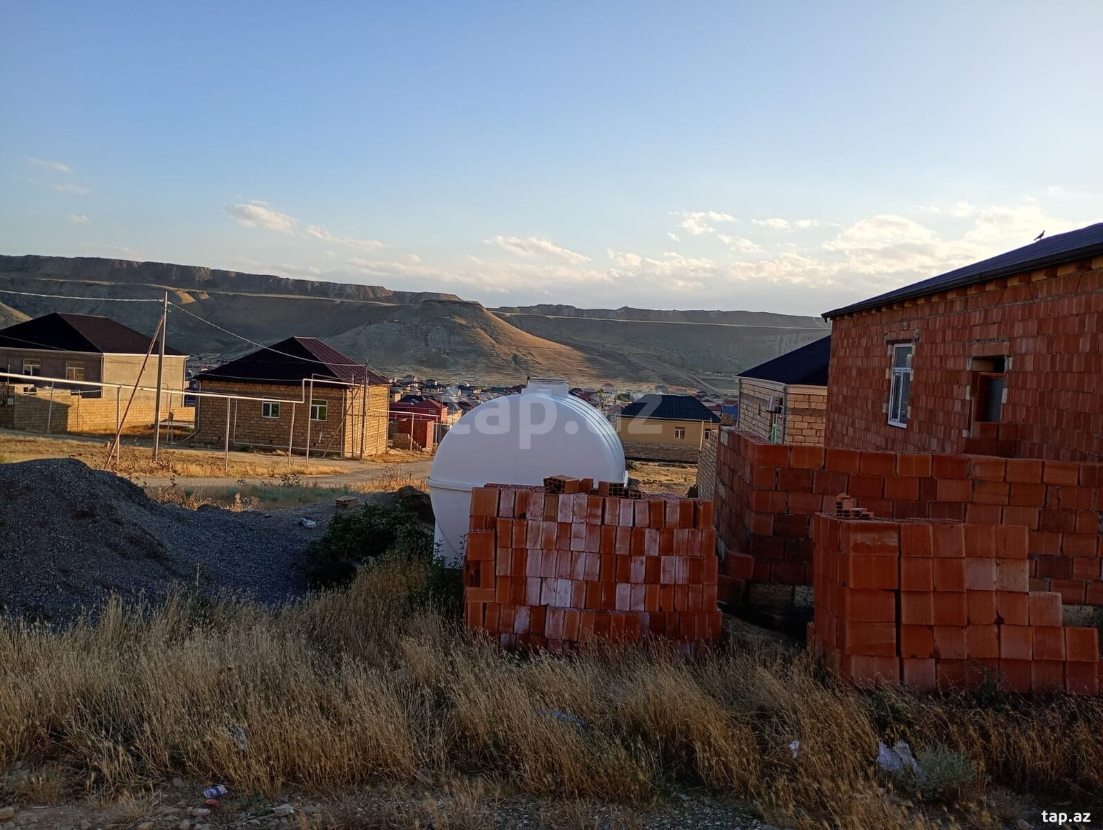 Həyət evi, Qobu Lökbatan yolu (4)