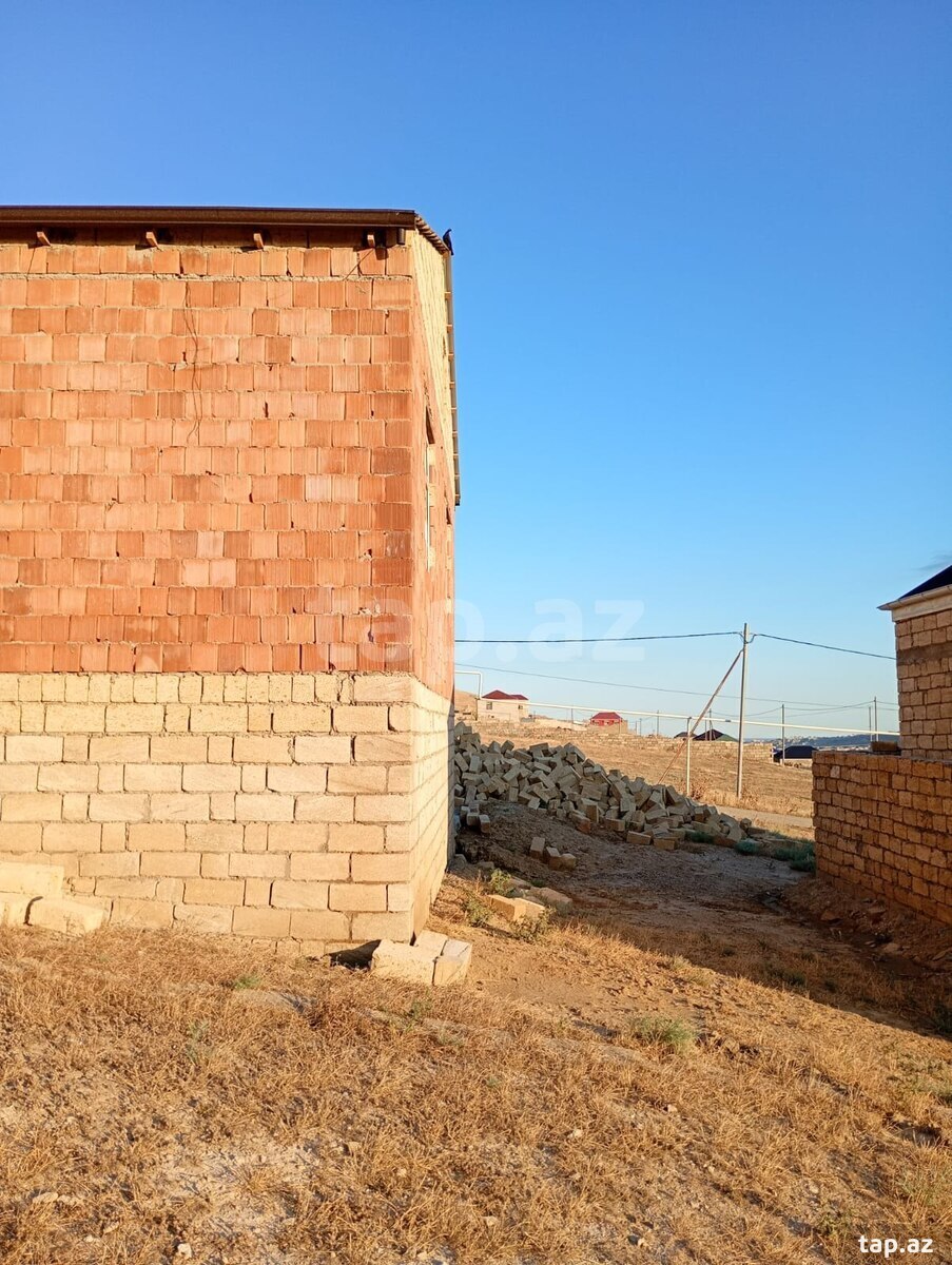 Həyət evi, Qobu Lökbatan yolu (10)