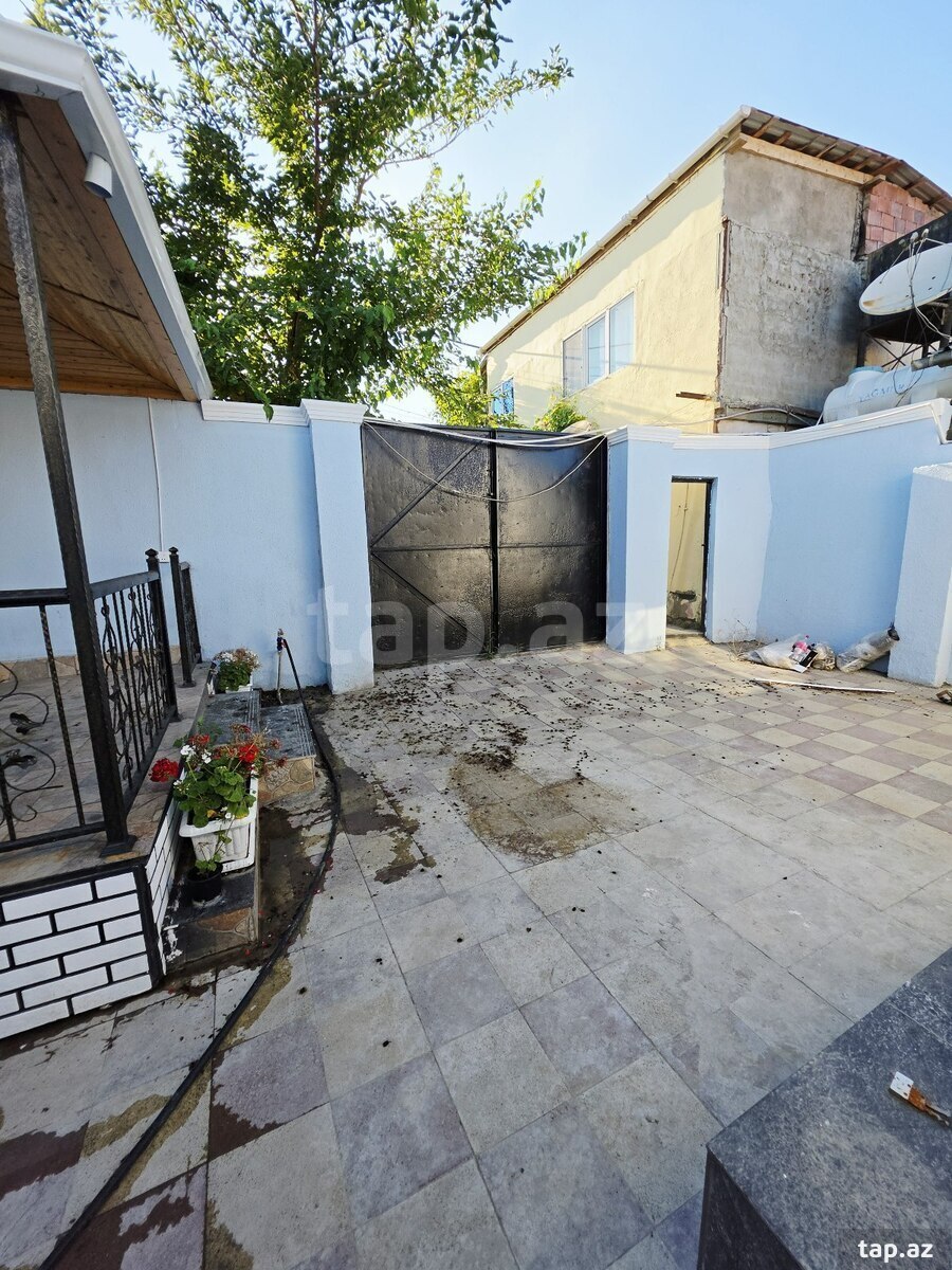 Həyət evi, Bayıl qəs. (18)