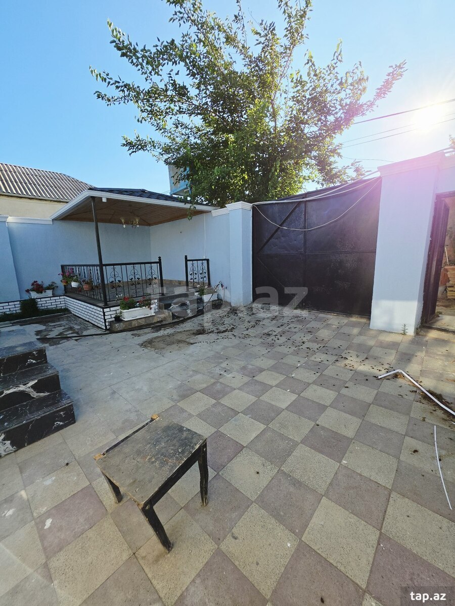 Həyət evi, Bayıl qəs. (17)