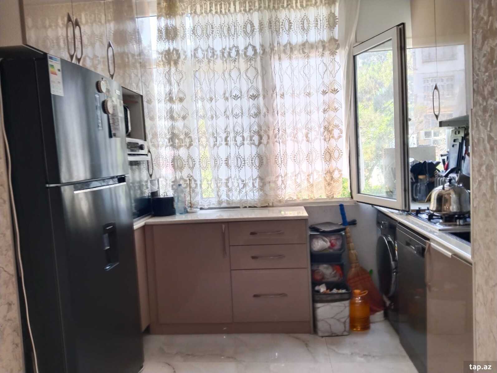 4-otaqlı mənzil, Azad Mirzəyev küç., 65 m² (3)
