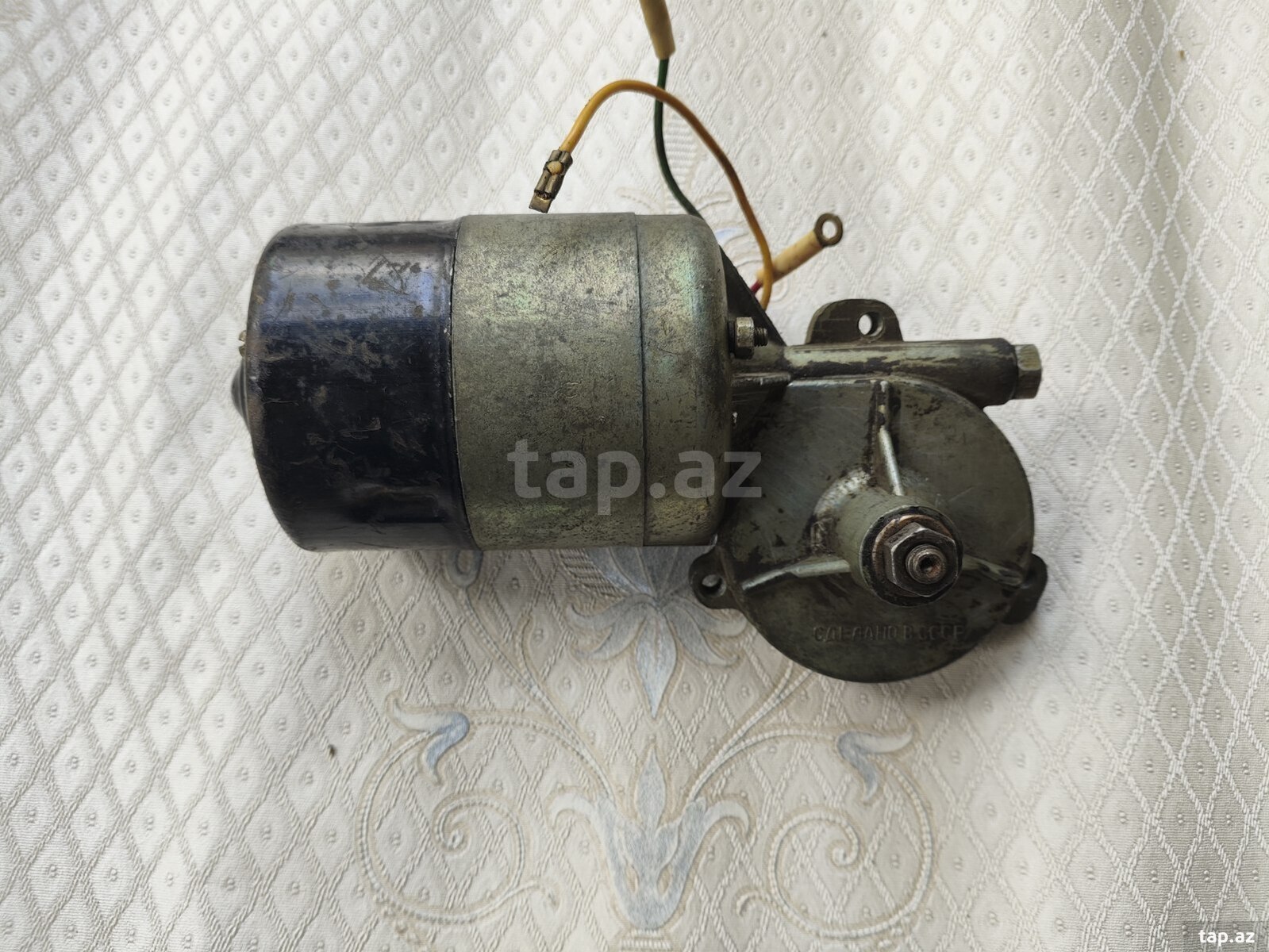 GAZ 21 şüşə silən mühərriki  (2)