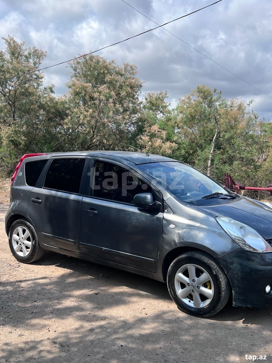 Nissan Note, 2006 il (9)