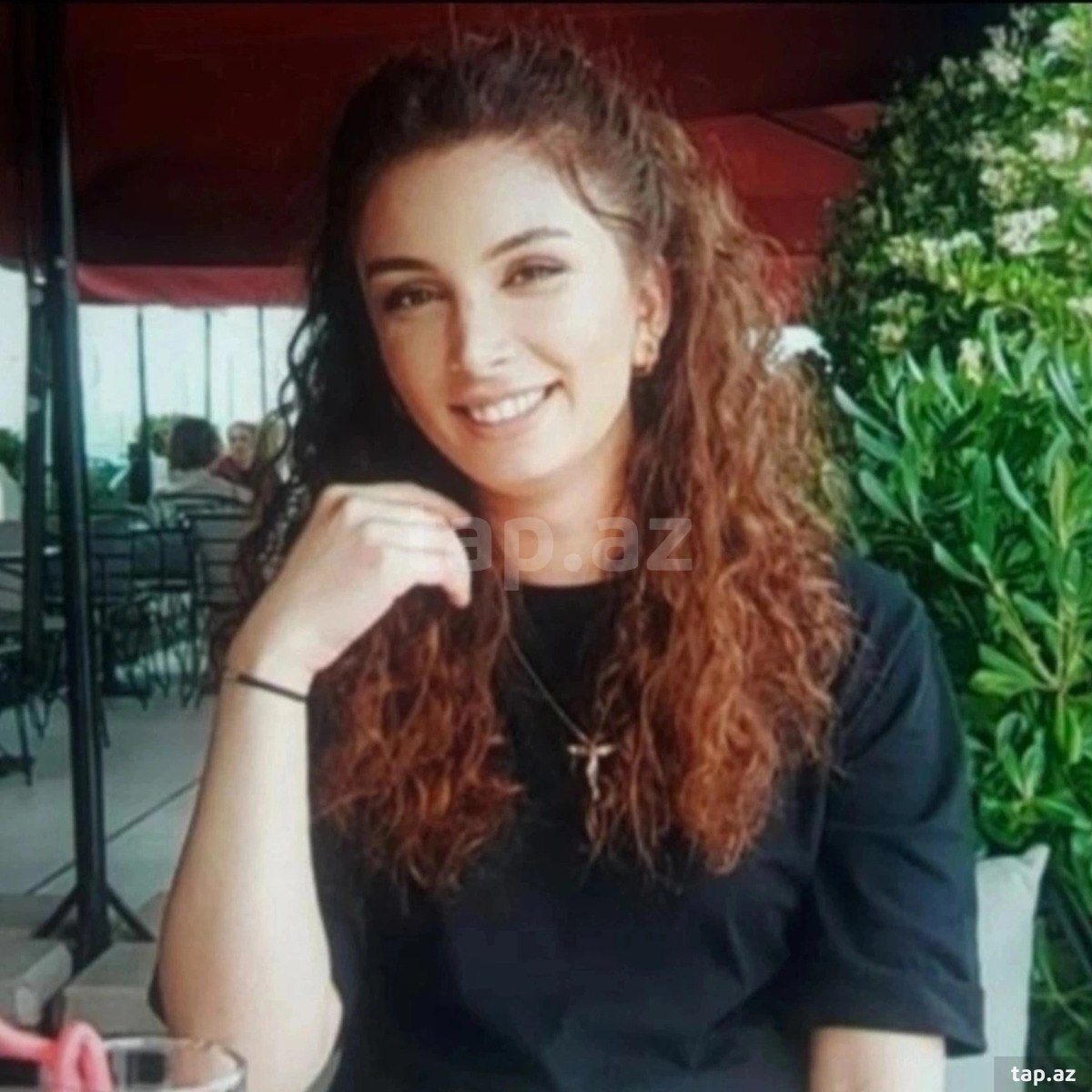 Qeydiyyatçı işi axtarıram