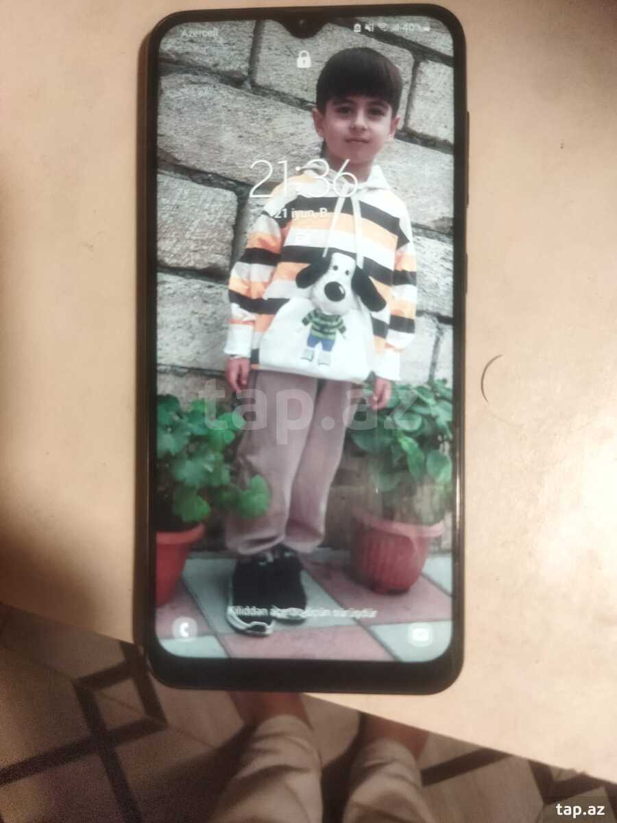 Samsung Galaxy A30 Black 64GB/4GB (2)