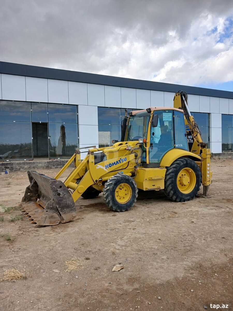 Tikinti texnikası Komatsu, 2002 il