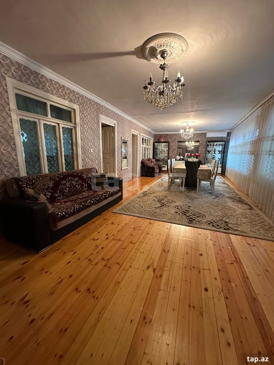 Həyət evi, Vəli Xuluflu küç. (5)