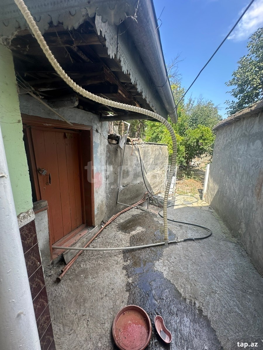 Həyət evi, Vəli Xuluflu küç. (10)