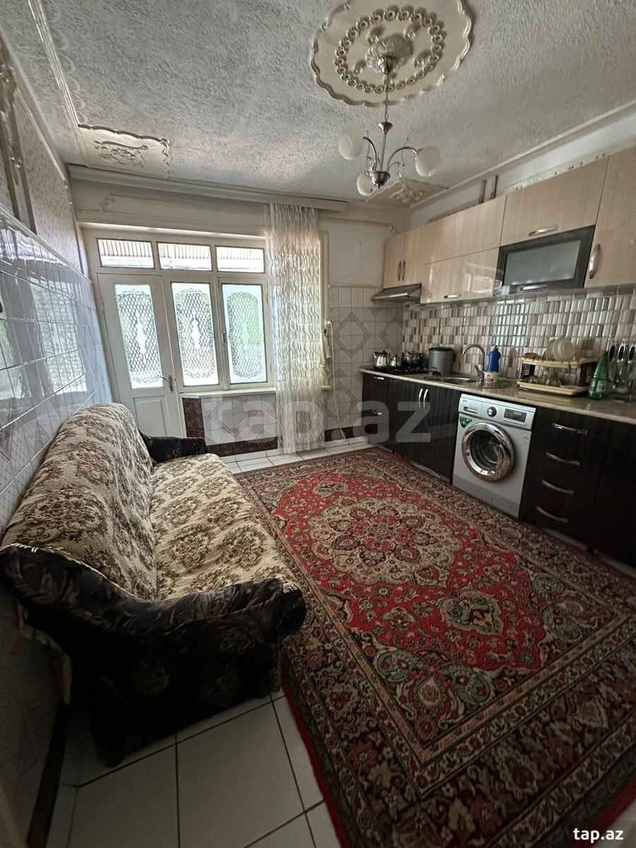 Həyət evi, Vəli Xuluflu küç.