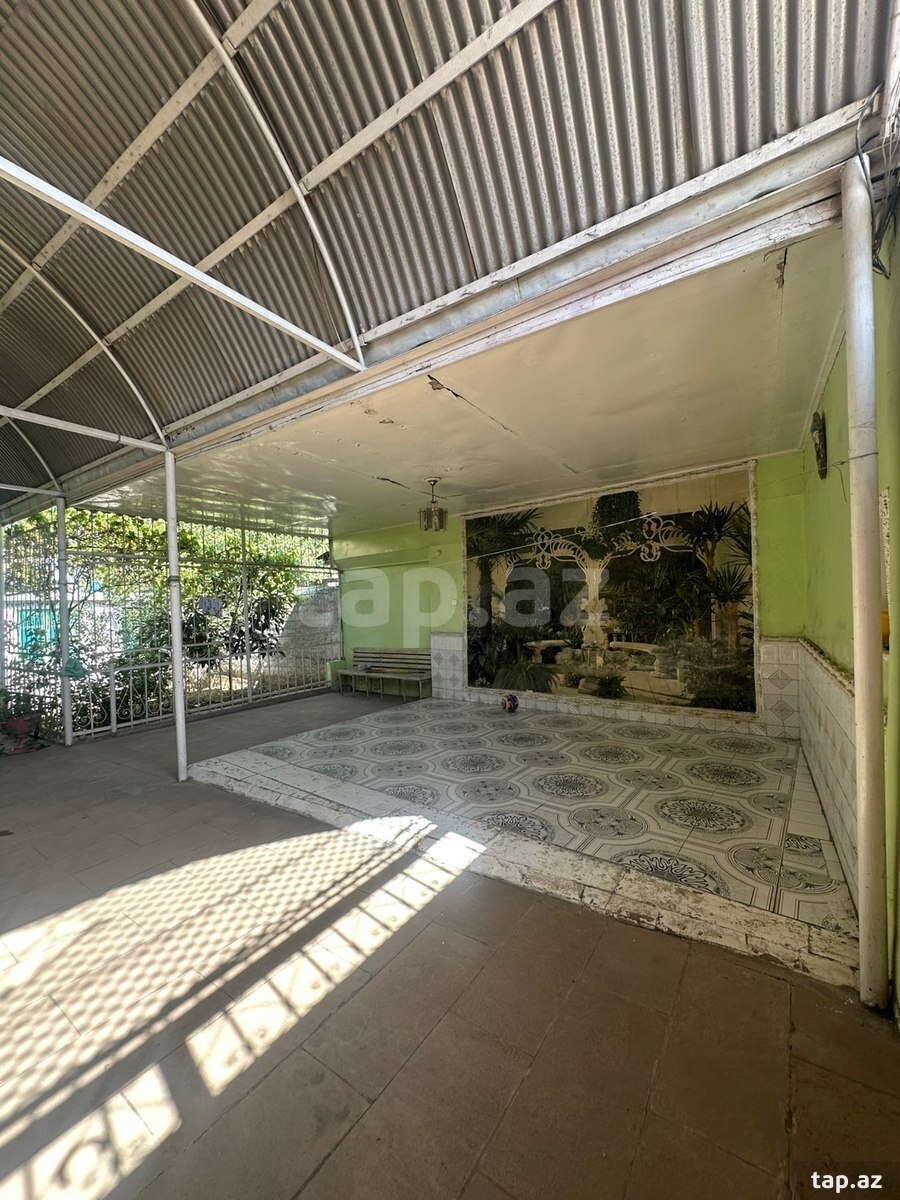 Həyət evi, Vəli Xuluflu küç. (15)