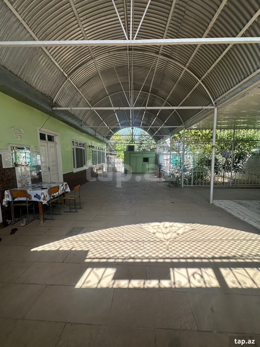 Həyət evi, Vəli Xuluflu küç. (14)