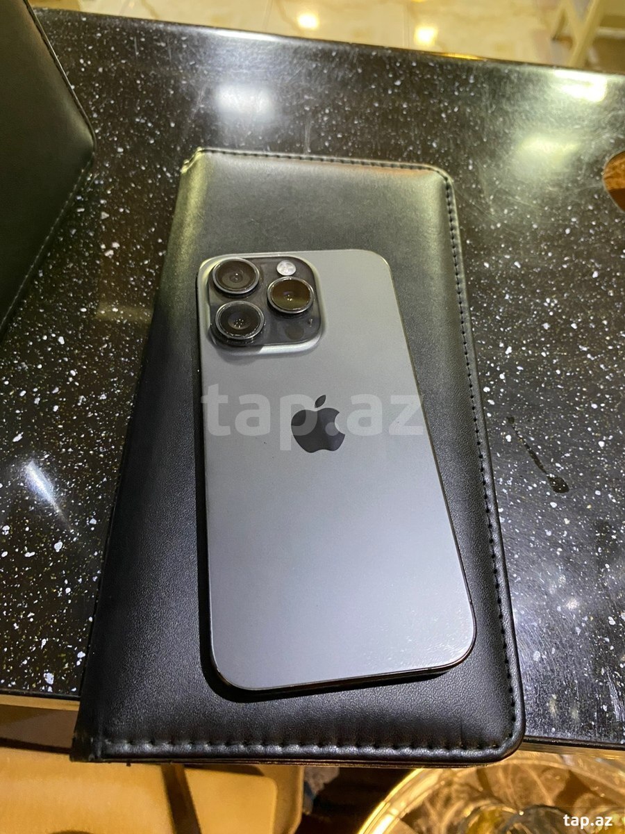 Apple iPhone 15 Pro Black Titanium 256GB/8GB (2)