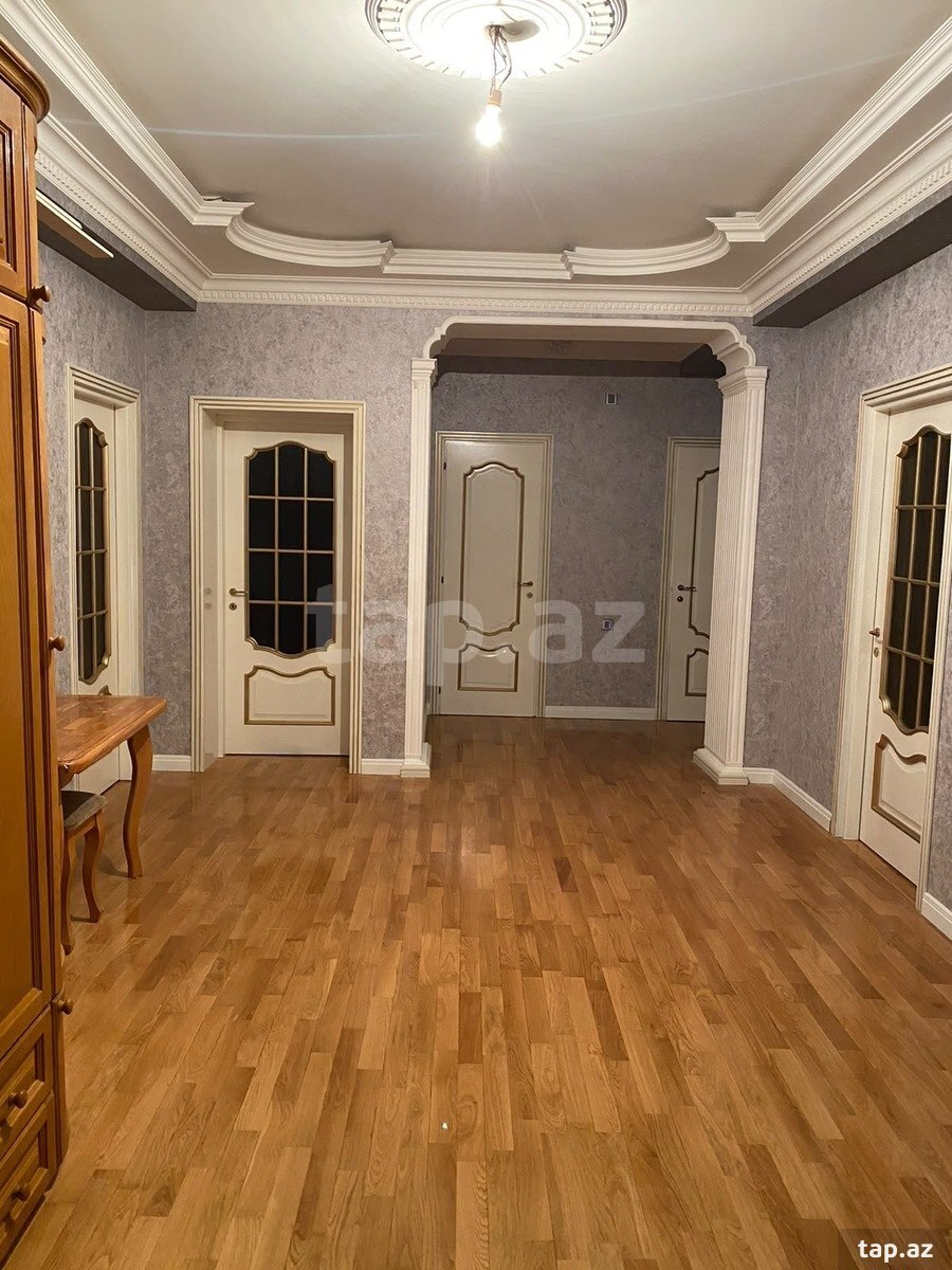 3-otaqlı yeni tikili kirayə verilir, 28 May m., 150 m²