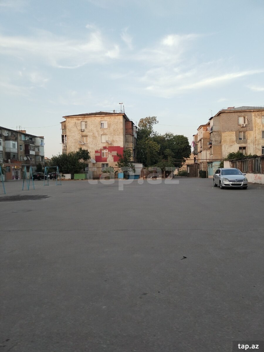 2-otaqlı mənzil, Əmircan qəs., 42 m²