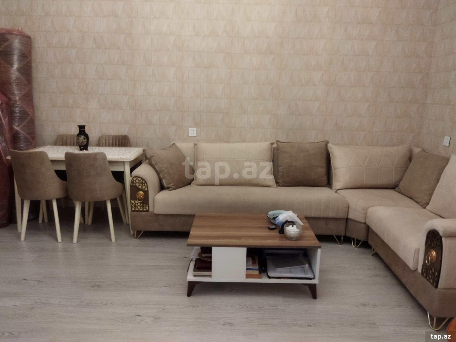 2-otaqlı mənzil, 20-ci sahə, 70 m²