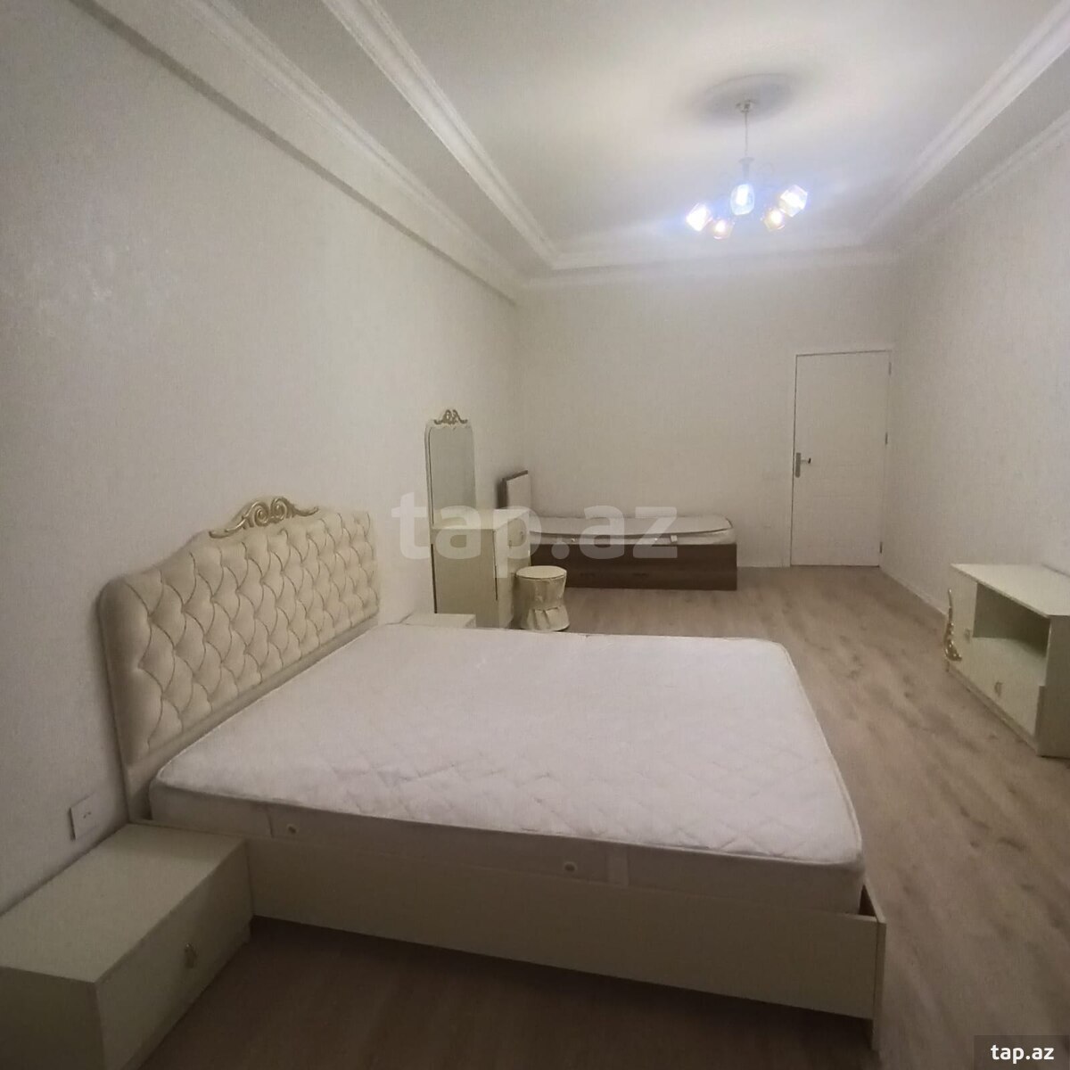 2-otaqlı yeni tikili kirayə verilir, Saray qəs., 70 m²
