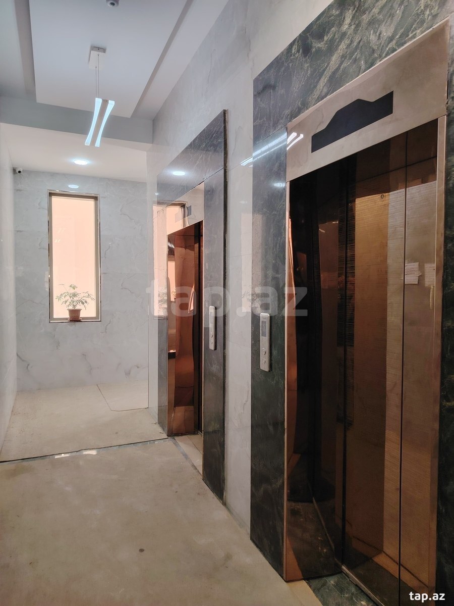 4-otaqlı yeni tikili, Hüseyn Seyidzadə küç., 143 m²