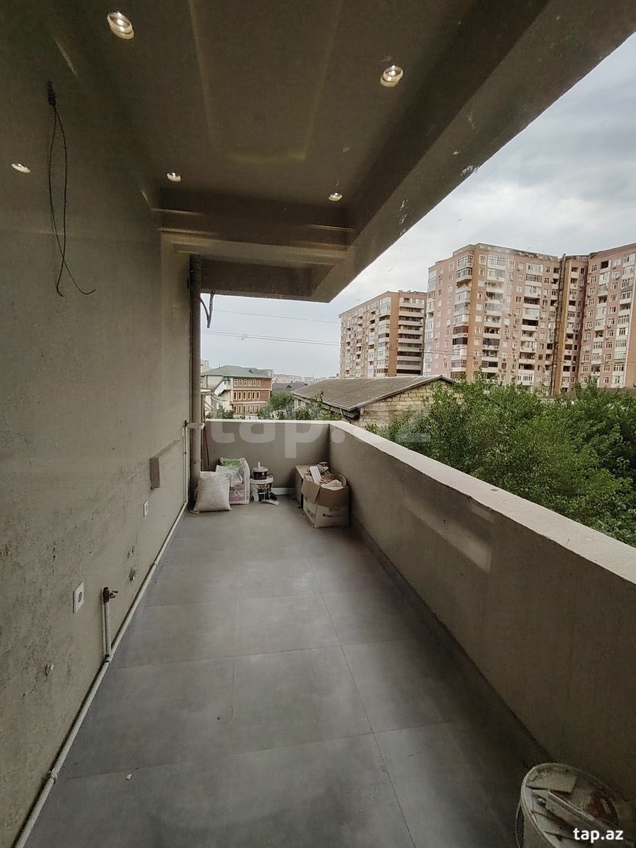 4-otaqlı yeni tikili, Hüseyn Seyidzadə küç., 143 m²