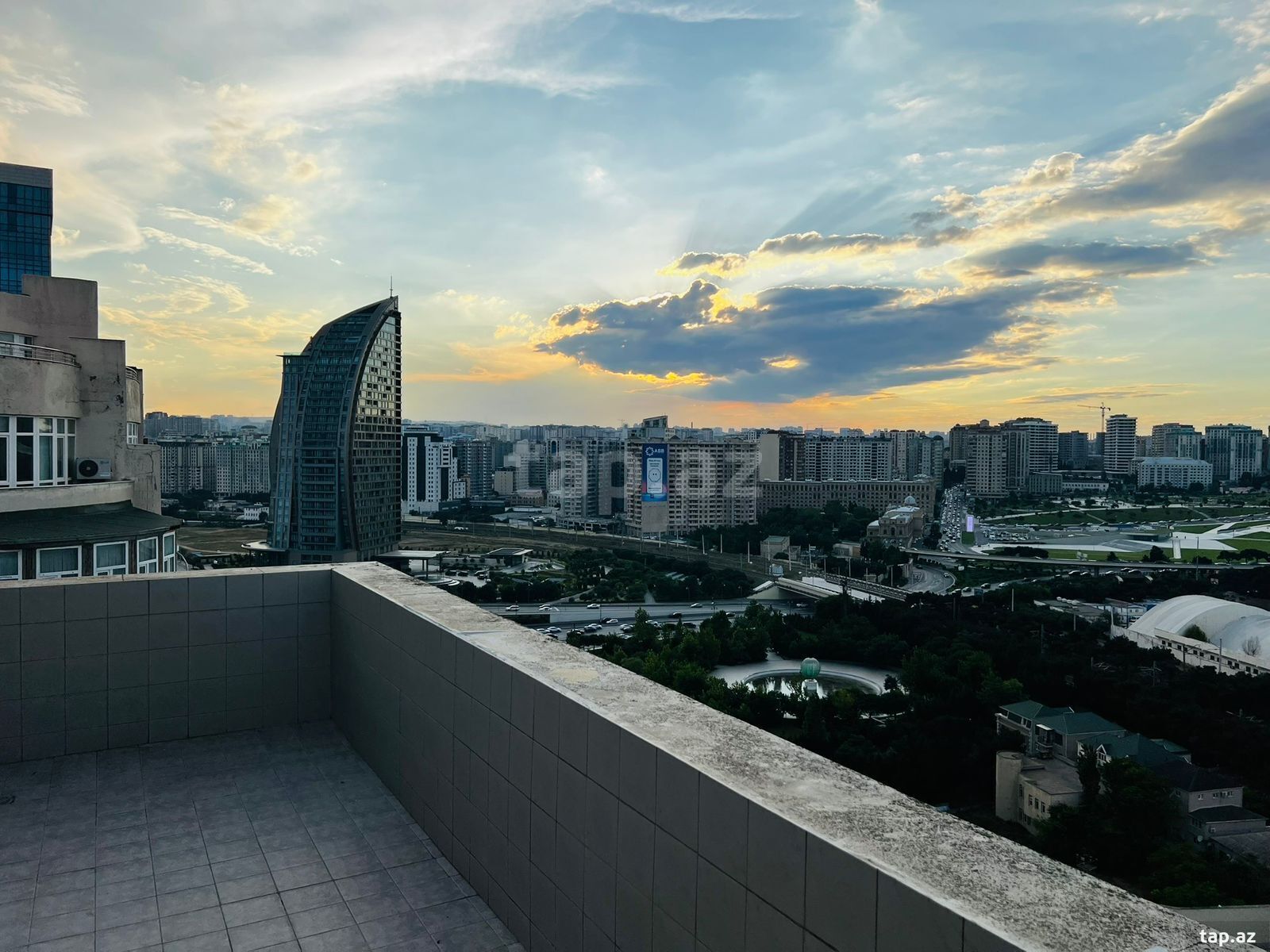 5-otaqlı yeni tikili, Babək pr. 10, 224 m² (29)