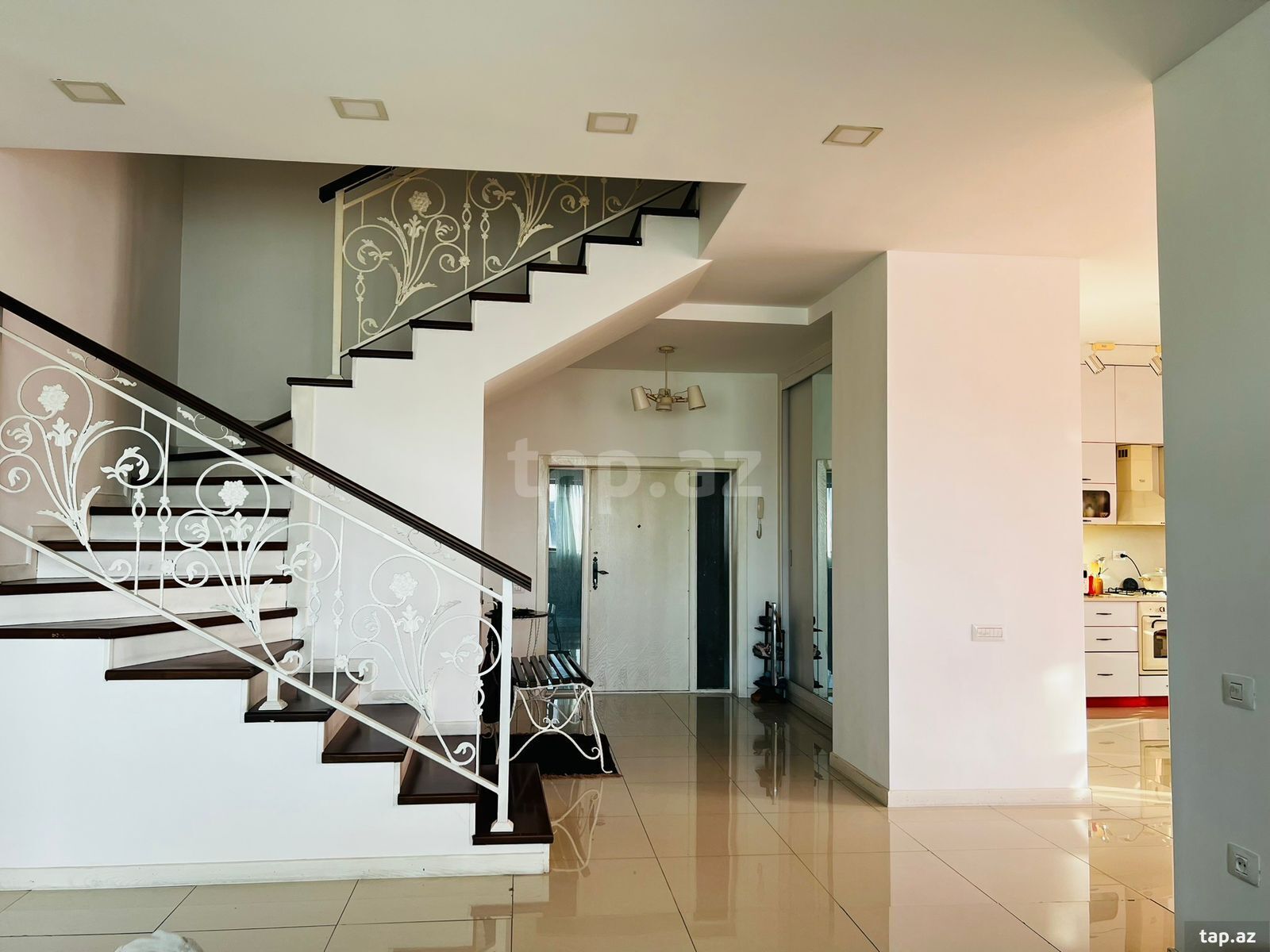 5-otaqlı yeni tikili, Babək pr. 10, 224 m² (16)
