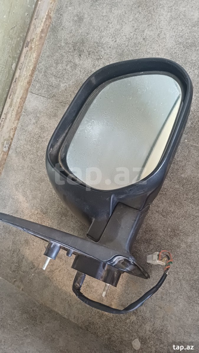 Mitsubishi sağ güzgüsü