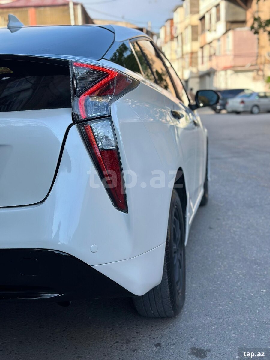 Toyota Prius, 2018 il (15)