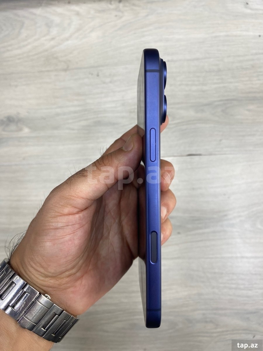 Apple iPhone 17 Pro Max Deep Blue 256GB/12GB (3)