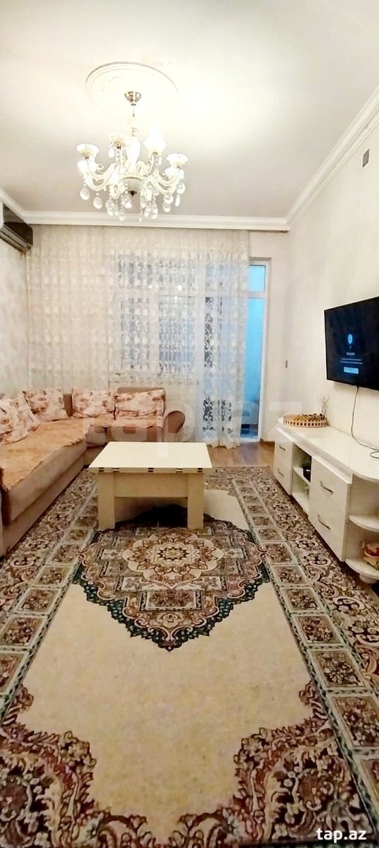 2-otaqlı mənzil, 4- cü mkr., 50 m²