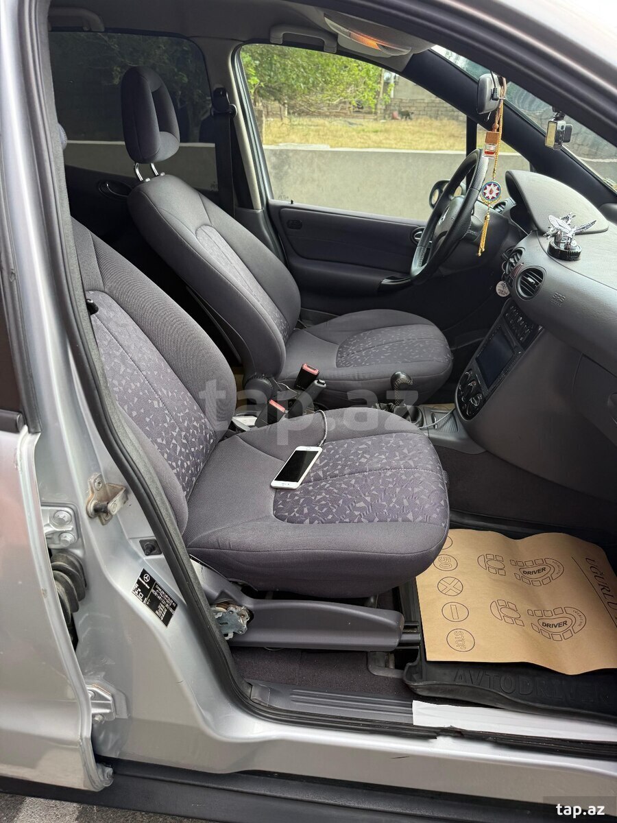 Mercedes A 160, 2002 il (15)
