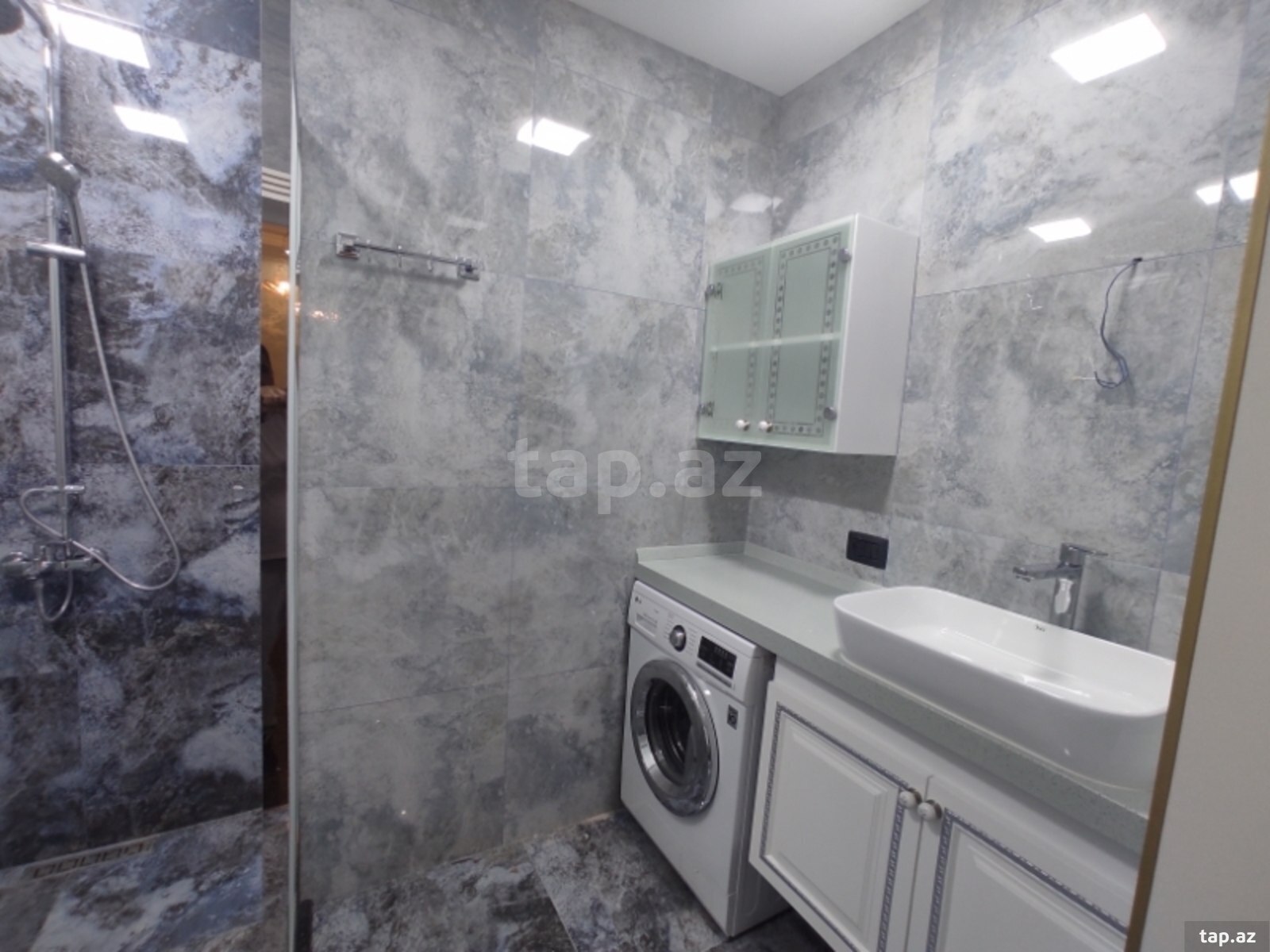 3-otaqlı yeni tikili kirayə verilir, Elmlər Akademiyası m., 100 m² (15)