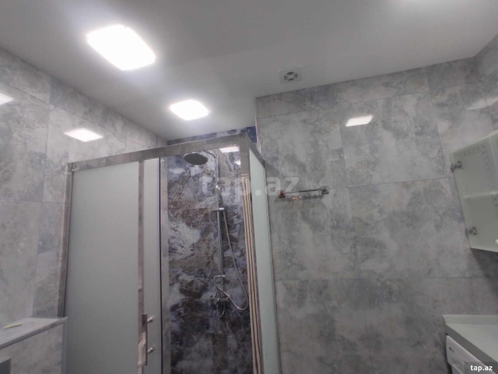 3-otaqlı yeni tikili kirayə verilir, Elmlər Akademiyası m., 100 m² (14)