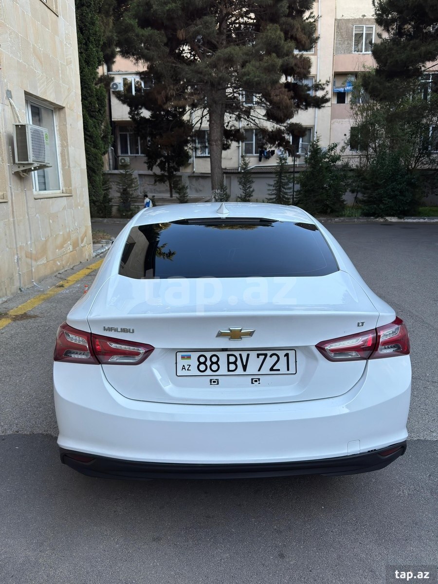 Chevrolet Malibu, 2020 il (4)