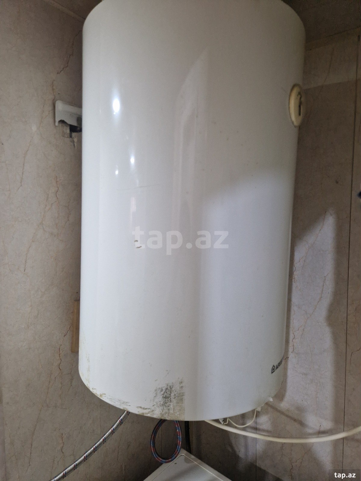 Su qızdırıcısı Ariston 80