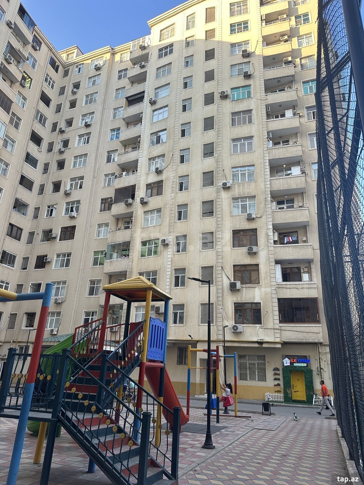 2-otaqlı yeni tikili kirayə verilir, Neftçilər m., 90 m²