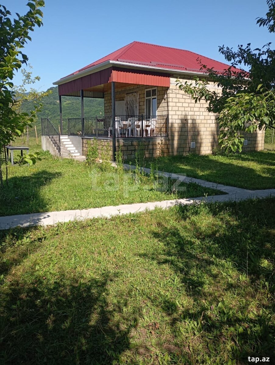 2-room country house for rent, Shamakhi