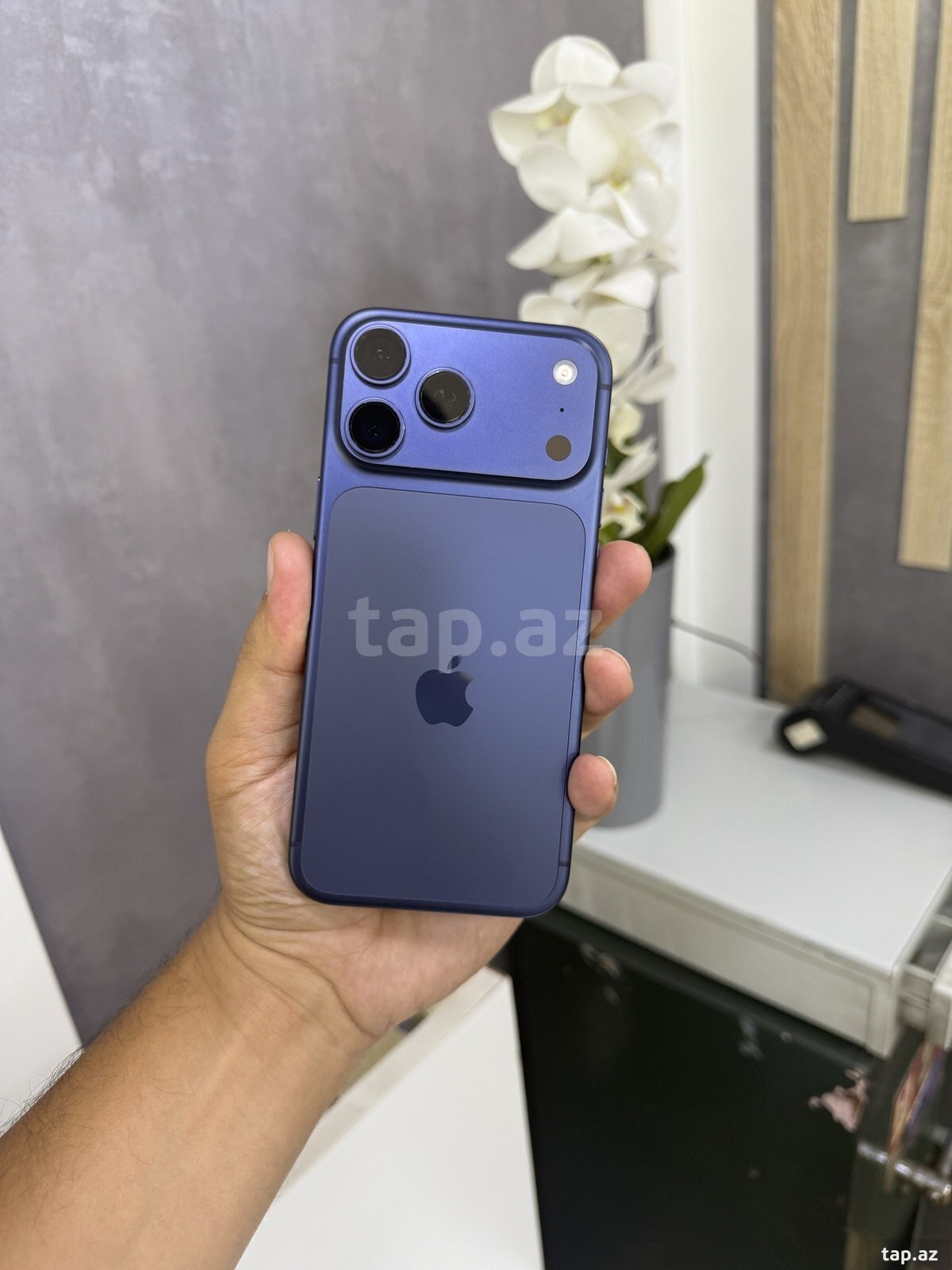 Apple iPhone 17 Pro Max Deep Blue 512GB/12GB (2)