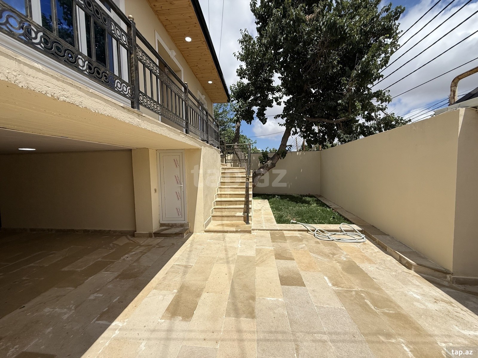Həyət evi, Binəqədi qəs. (3)