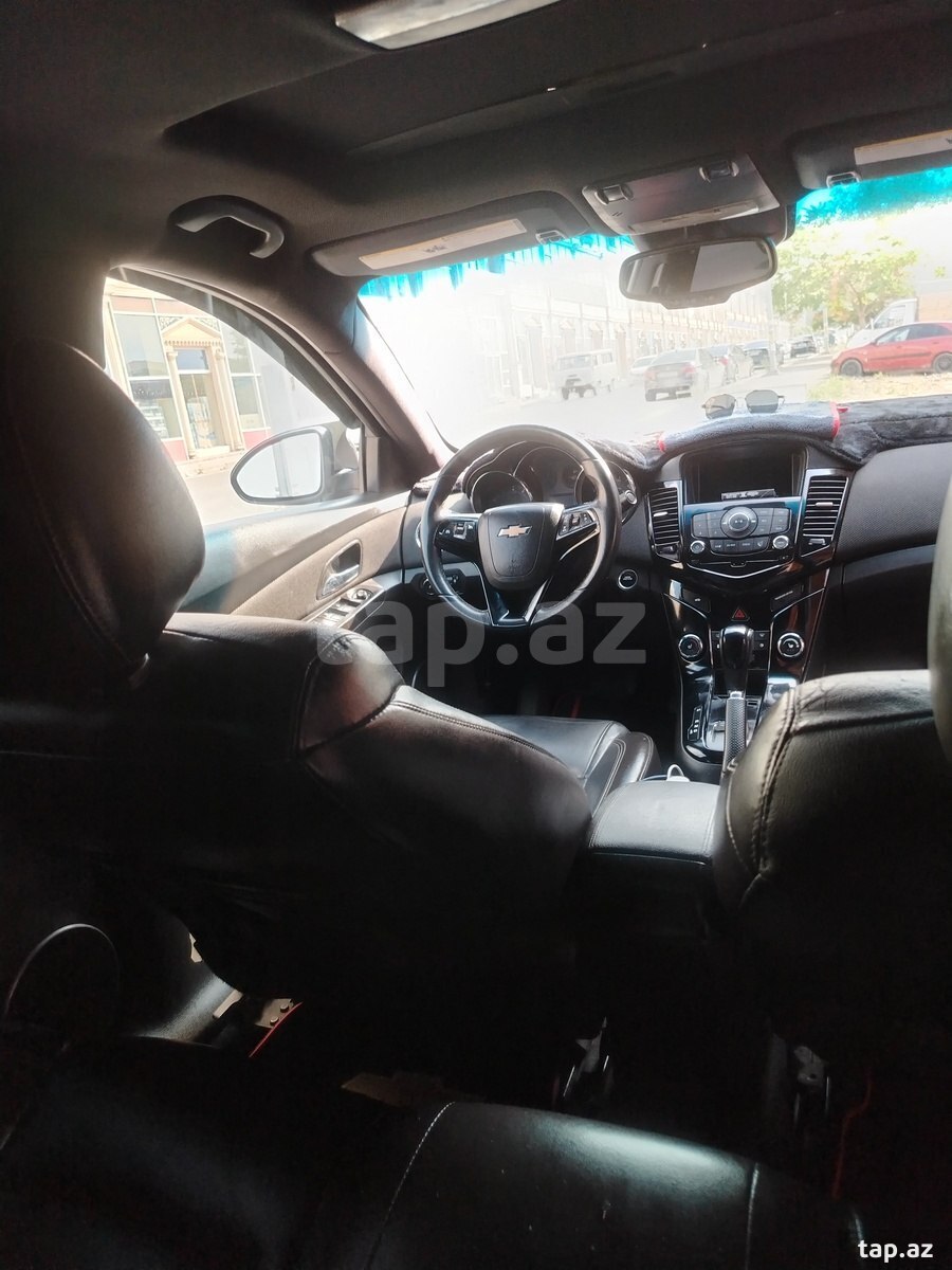 Chevrolet Cruze, 2015 il (7)