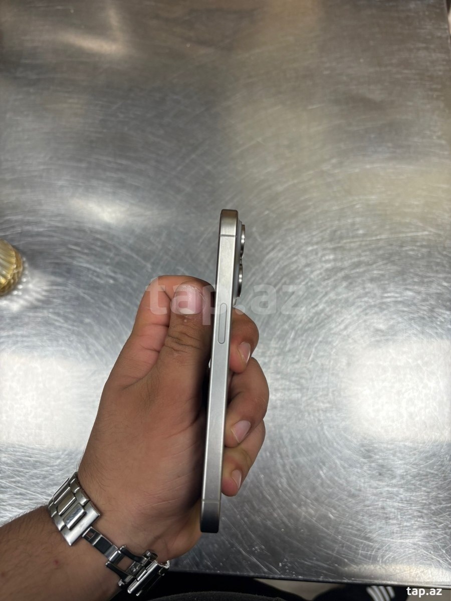 Apple iPhone 15 Pro Natural Titanium 128GB/8GB (6)