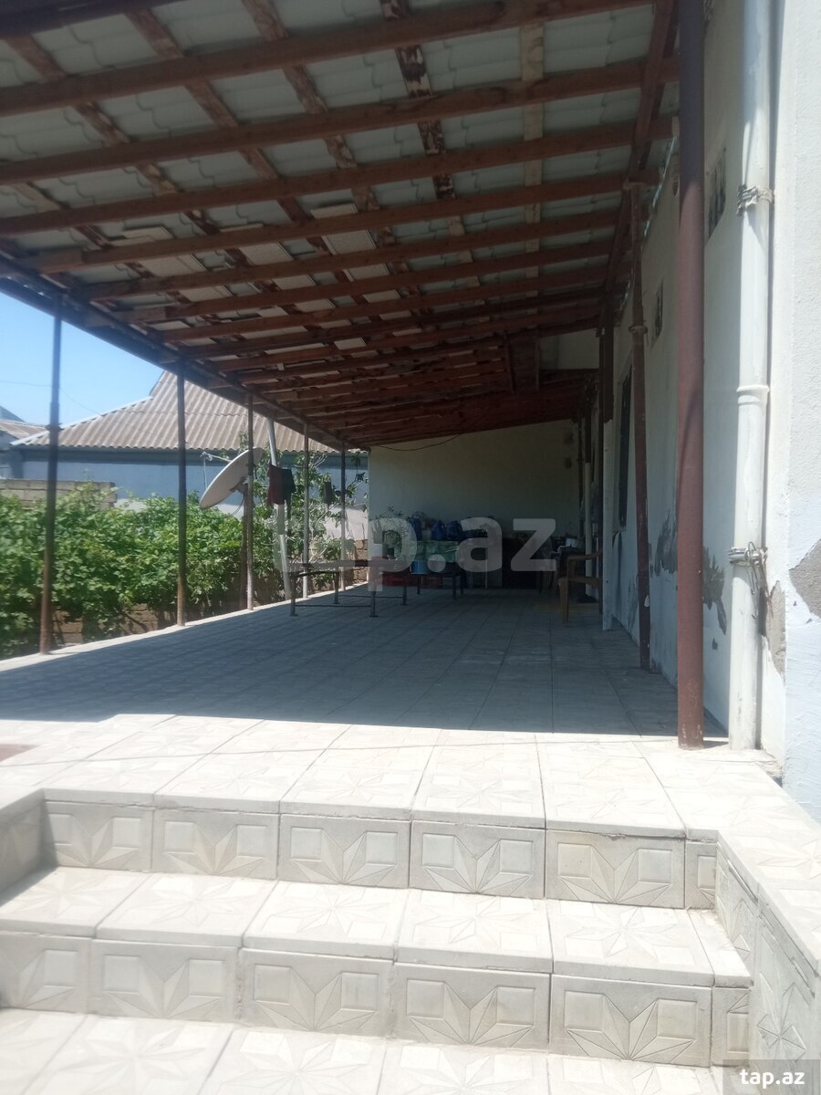 Bağ evi, Novxanı qəs. (3)