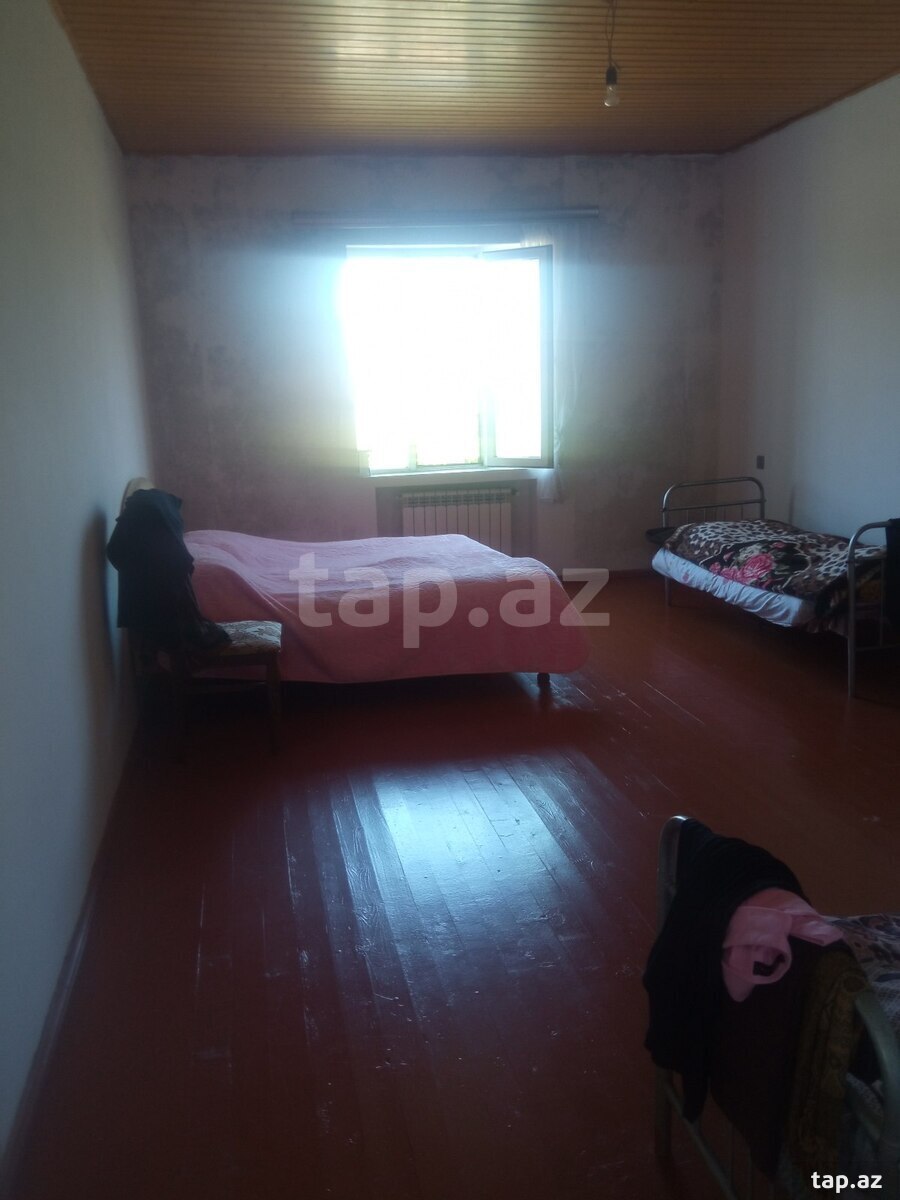 Bağ evi, Novxanı qəs. (16)