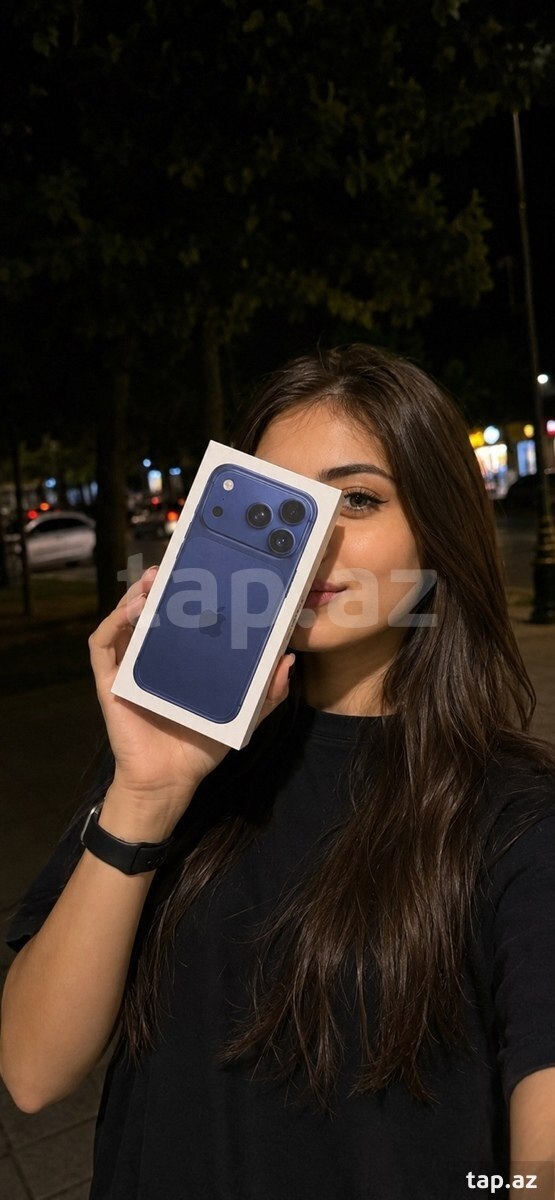 Apple iPhone 17 Pro Deep Blue 256GB/12GB