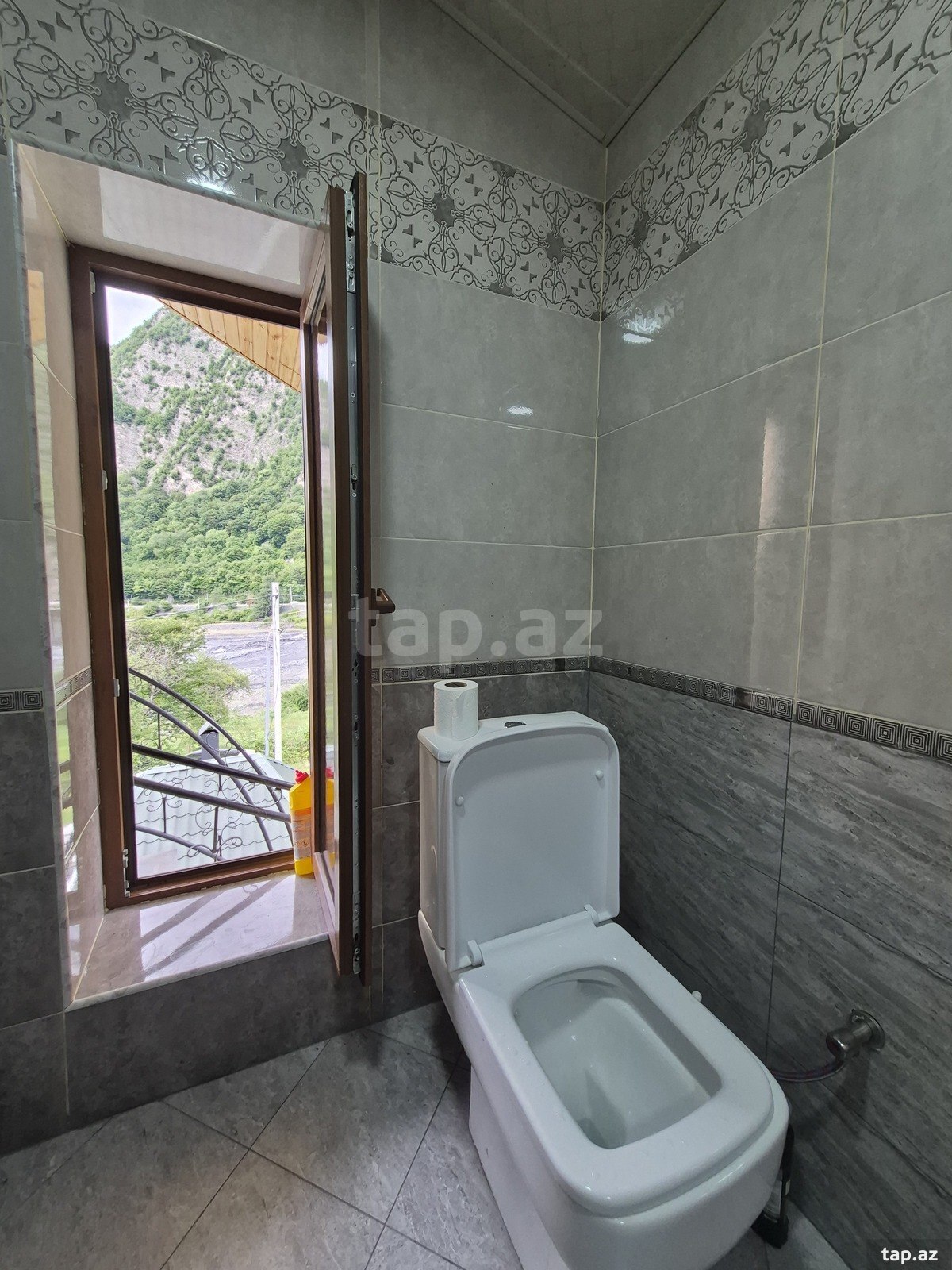 Həyət evi kirayə verilir, Qax ş. (11)