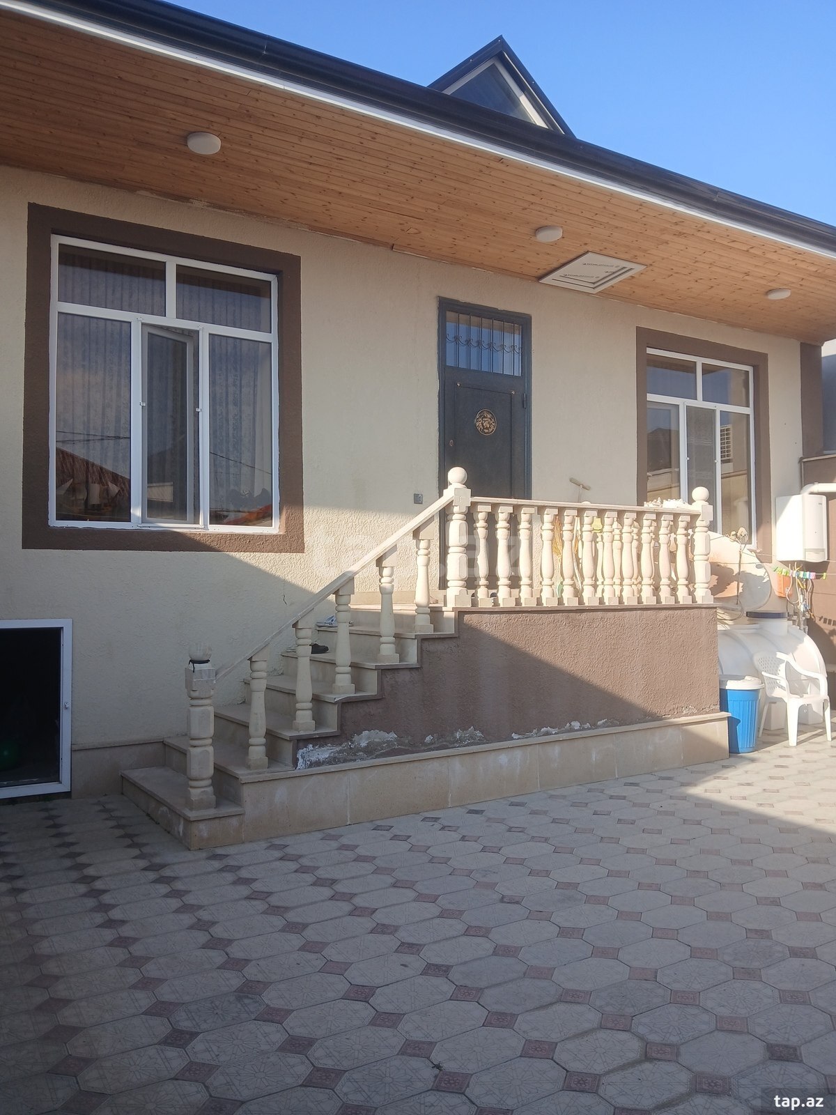 Həyət evi, Savalan qəs.