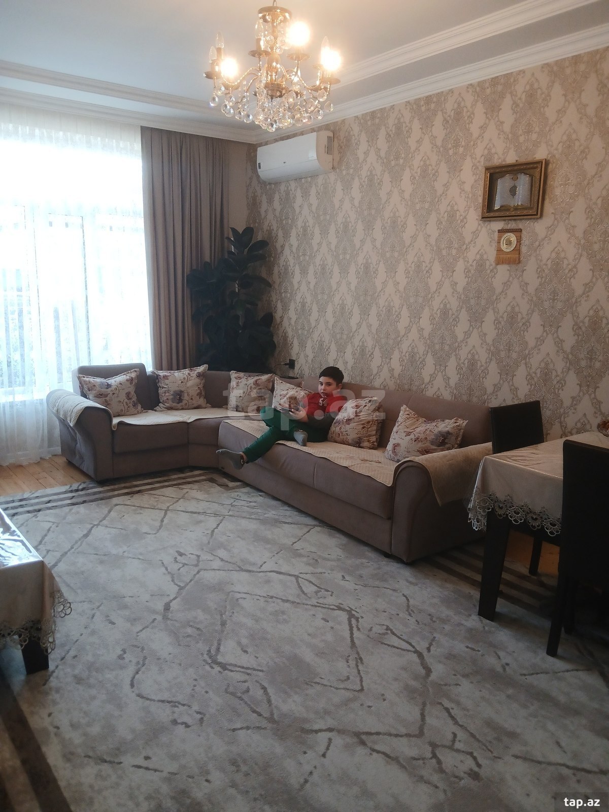Həyət evi, Savalan qəs. (11)