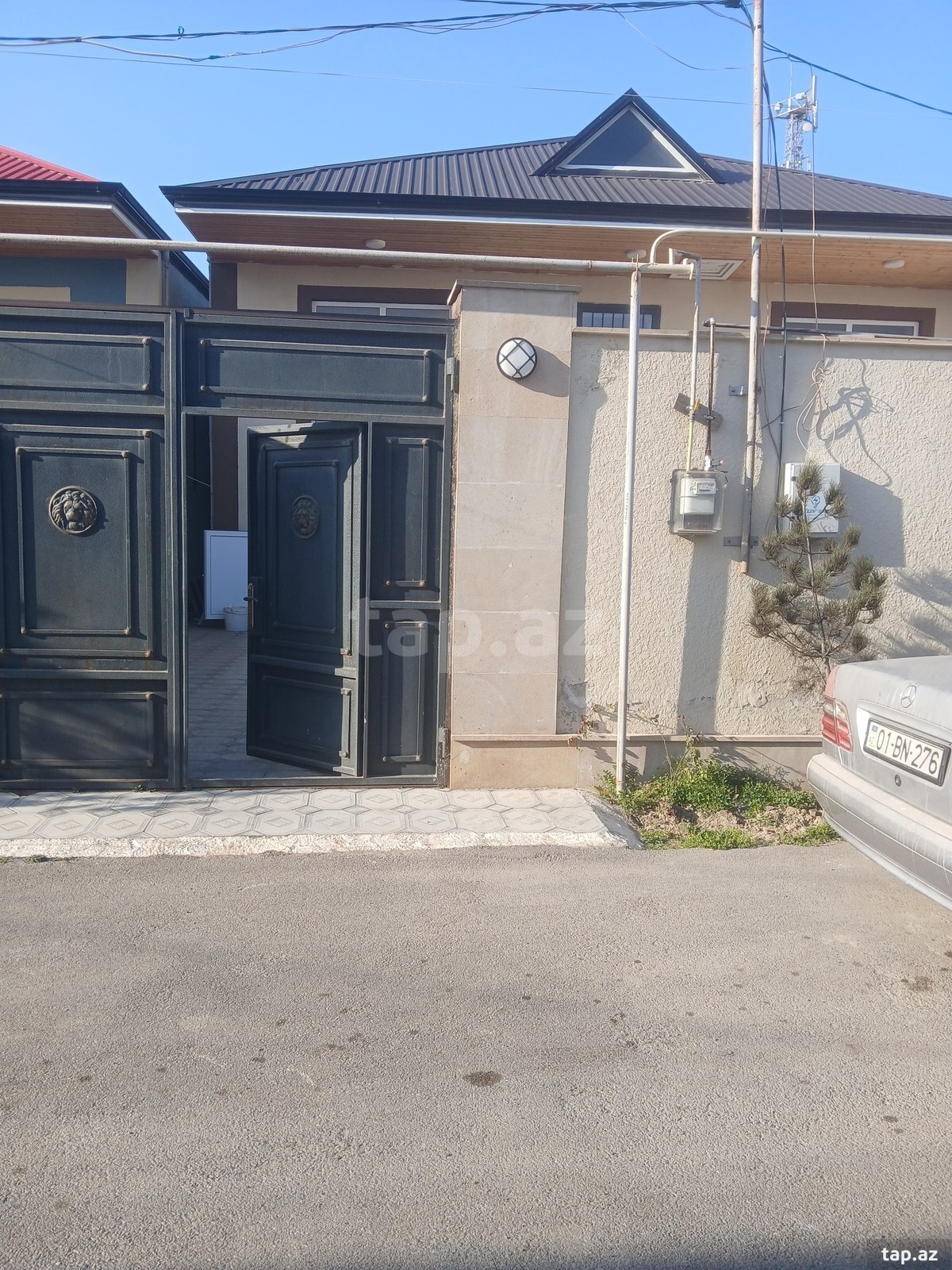 Həyət evi, Savalan qəs. (2)